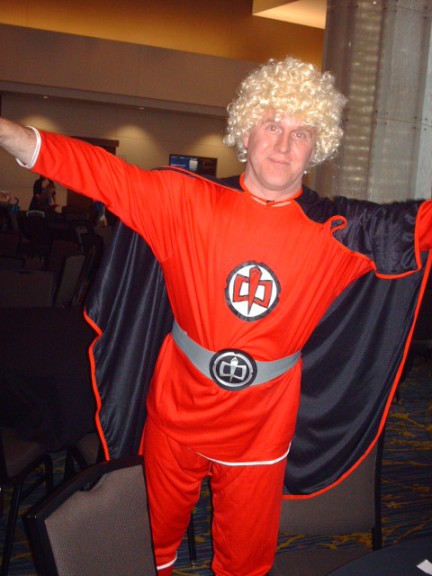 greatest america hero tv show posing at cosplay des moines iowa comic con 2015