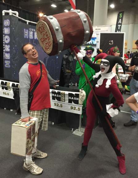 harley quinn joker batman posing at cosplay des moines iowa comic con 2015