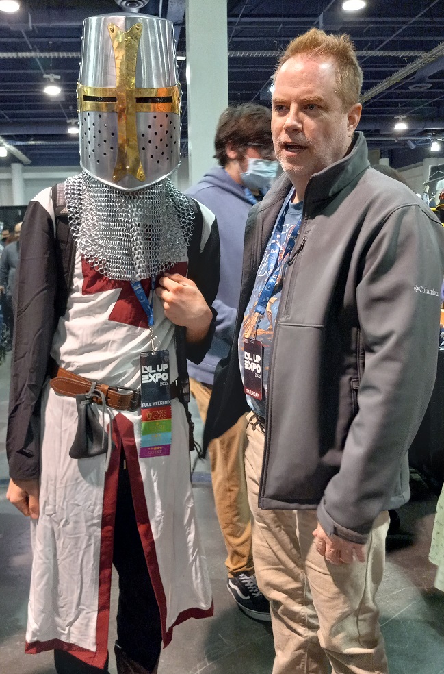 crusader knight nih cosplay lvl up expo las vegas 2022