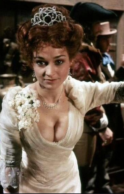 dr doctor who hot companion Tegan Jovanka